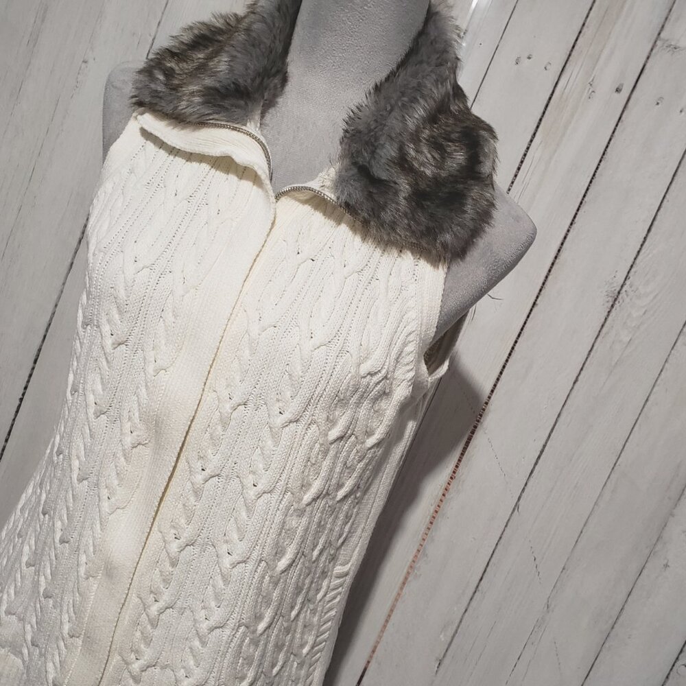 Claiborne S Cable Sweater Vest Cream Faux Fur Cozy Western Cabin Boho Chic Retro - Picture 3 of 7